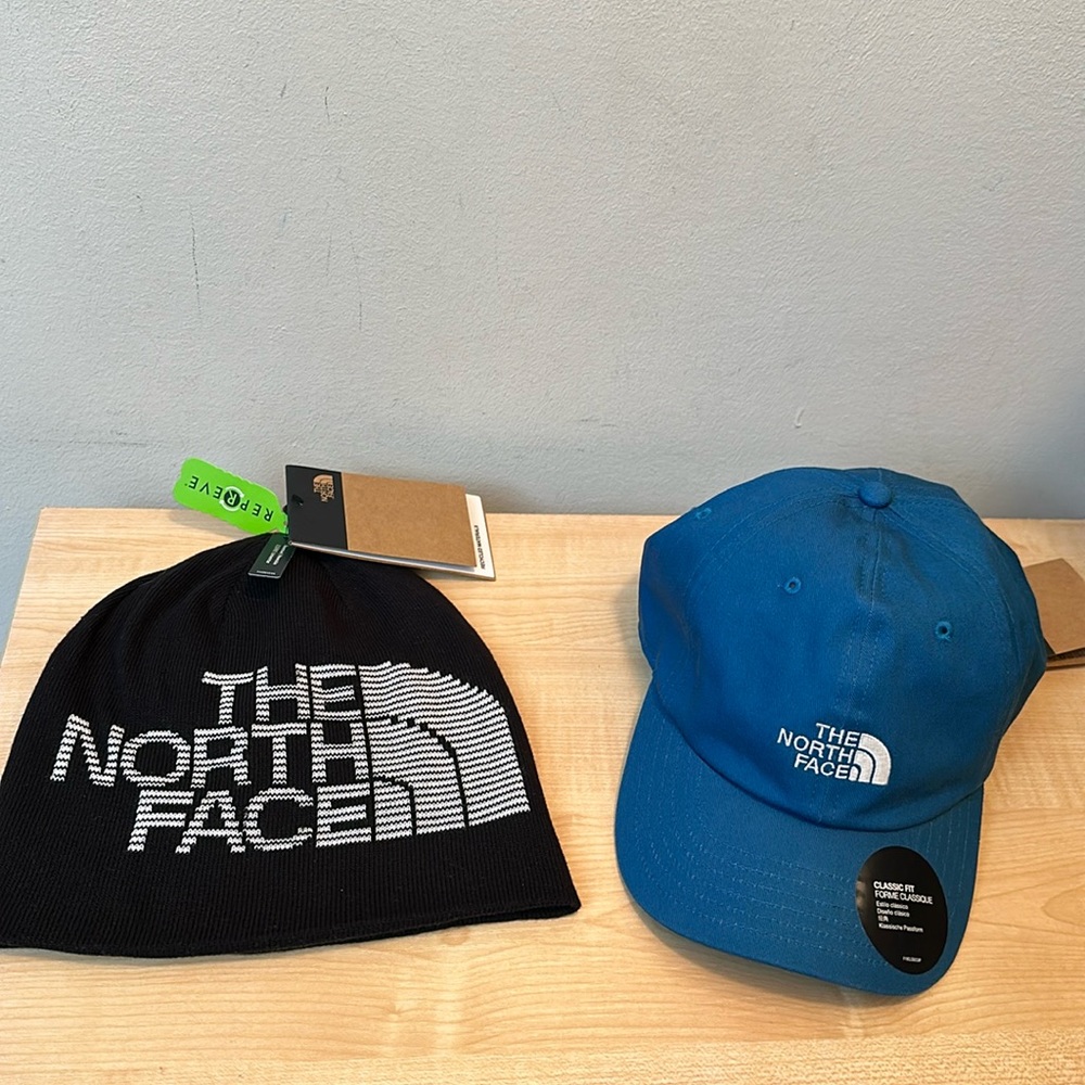 The North Face Bundle - REVERSIBLE Highline Beanie and Backyard Ball Cap Unisex
